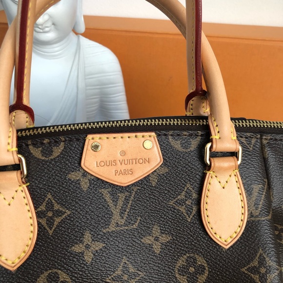 🩷SOLD ❤️Authentic Louis Vuitton Turenne PM - Picture 4 of 17